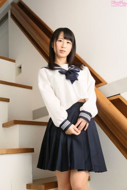 美女脱光衣服